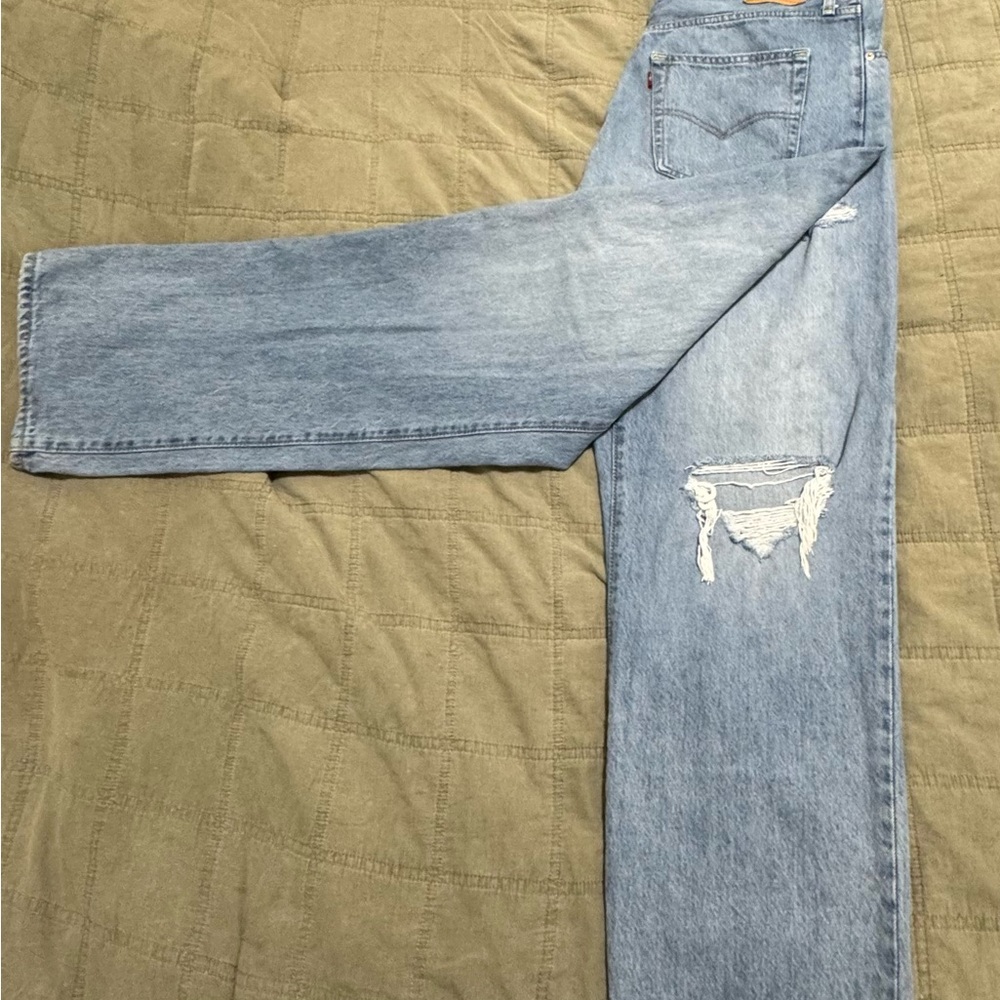 Levi's Light Blue Distressed Jeans